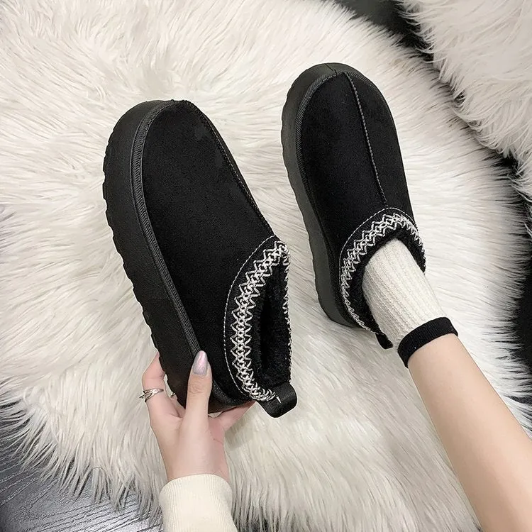 Cozy slippers for women