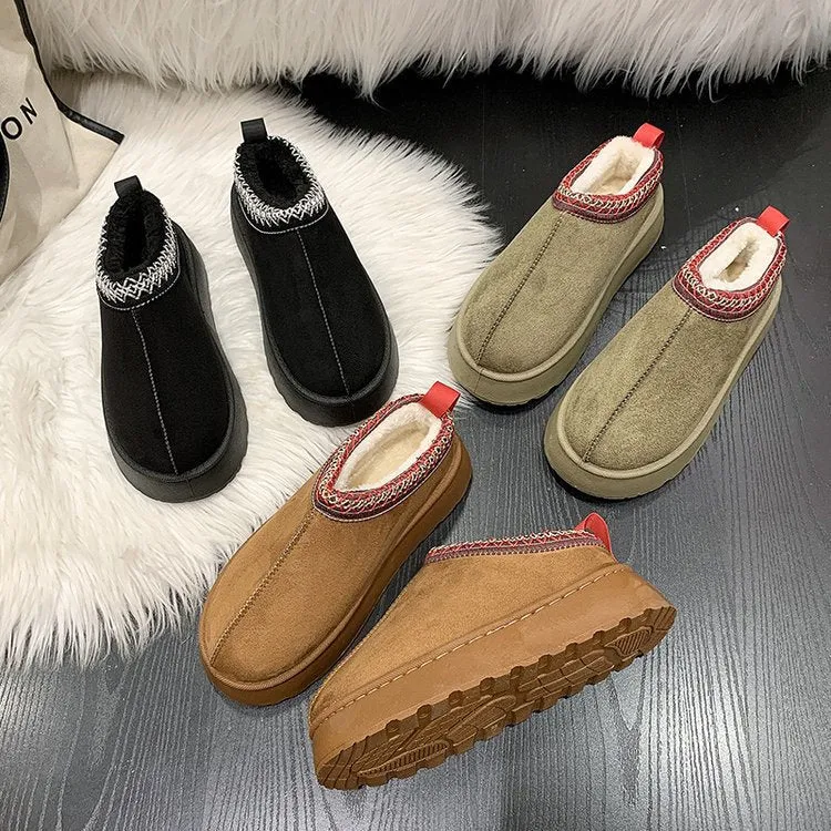 Cozy slippers for women