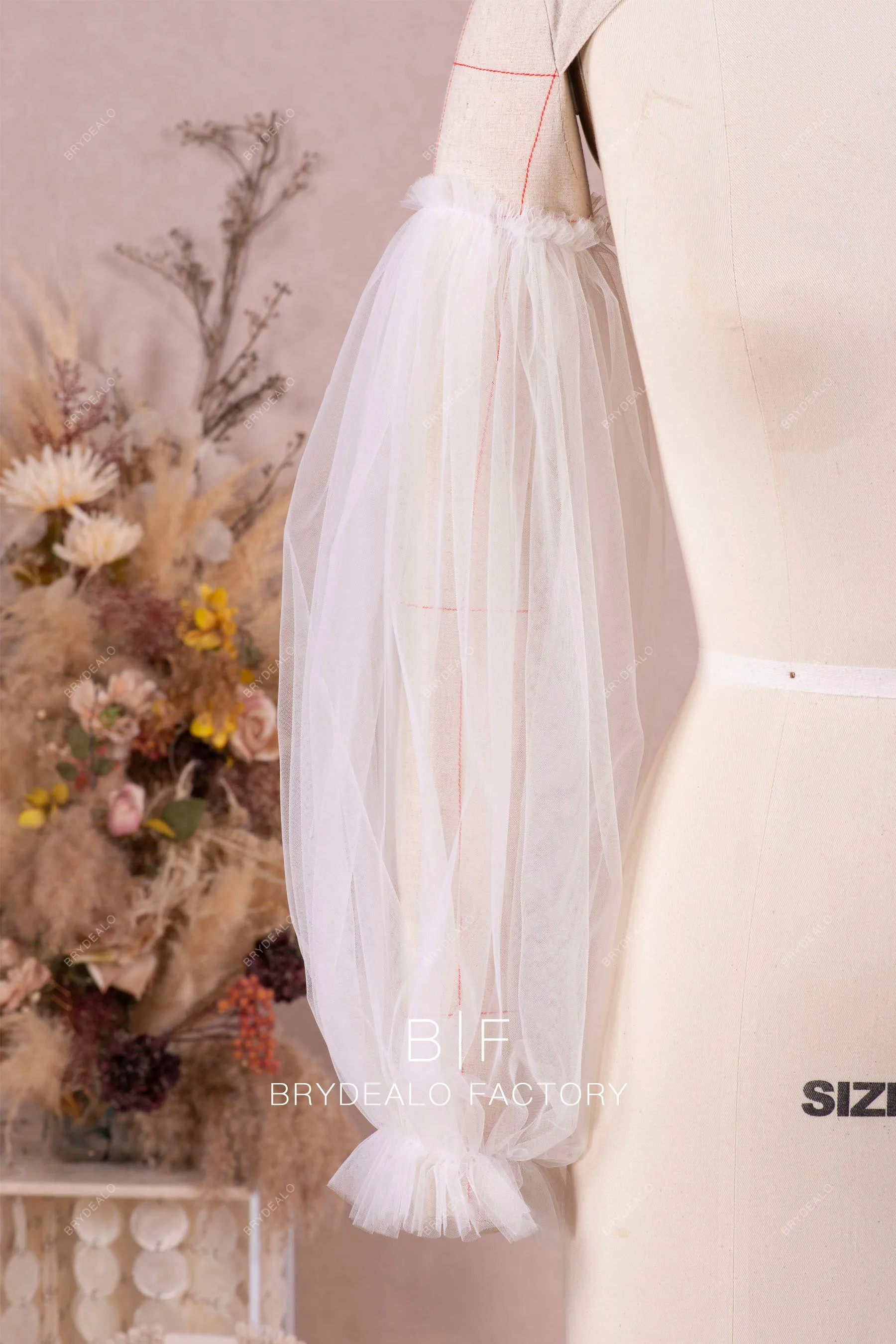 Detachable Dreamy Tulle Long Bridal Bubble Sleeve