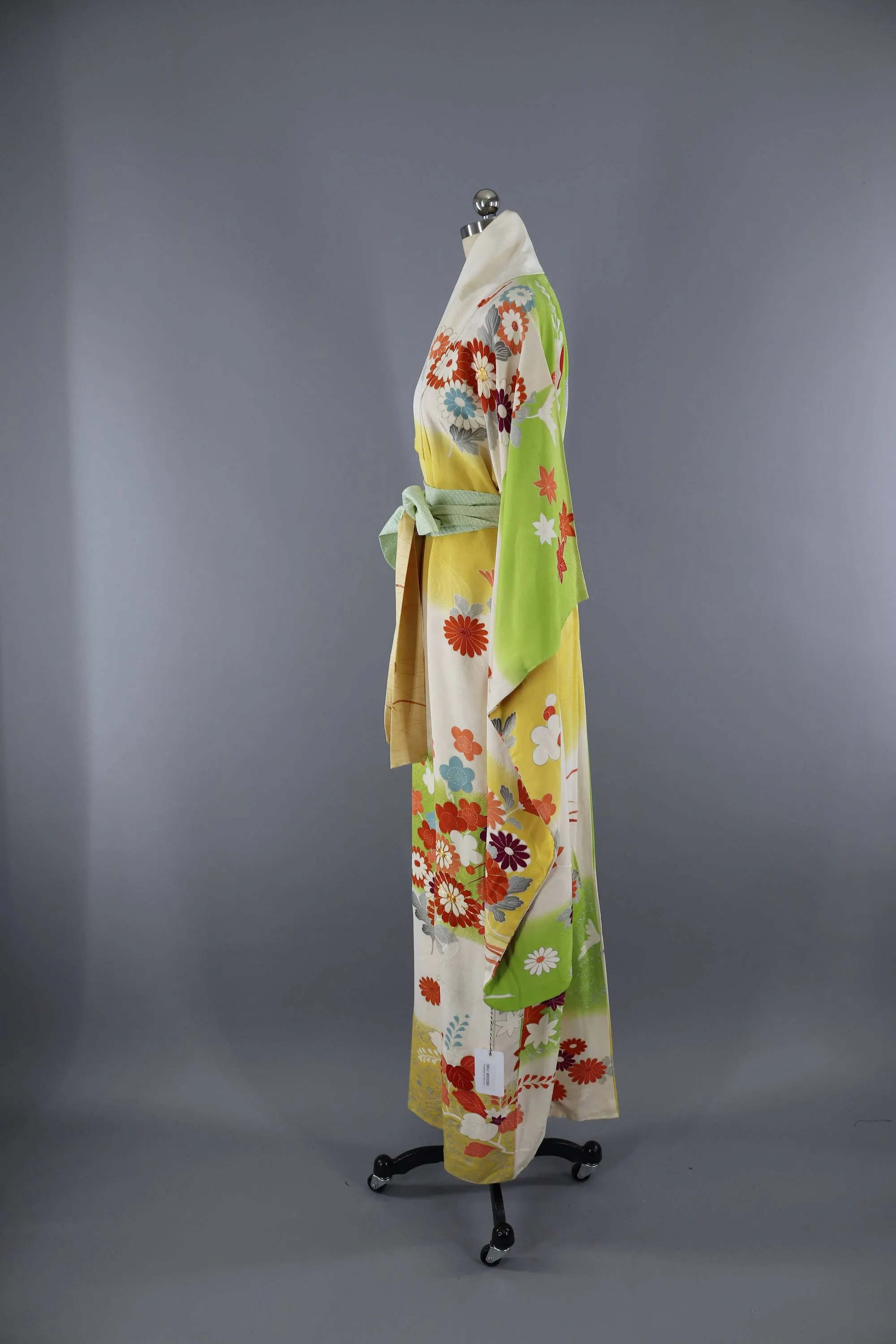 Vintage 1960s Silk Kimono Robe Furisode / Green & Yellow Mod Floral